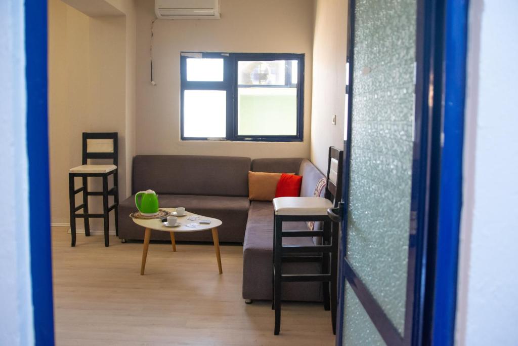 منطقة جلوس في D1 Hostel
