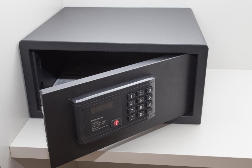 Leonardo Da Vinci Guest House - 6