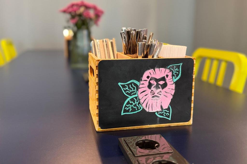 Holiday Inn - the niu, Yen Hamburg City by IHG - Resim 36