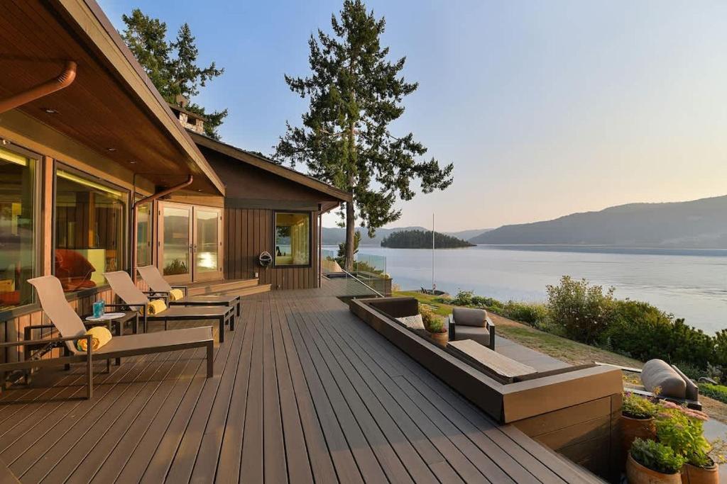 Island Luxury Oceanside Estate By Emr Vacation Rentals Saanichton Photo Inspiration