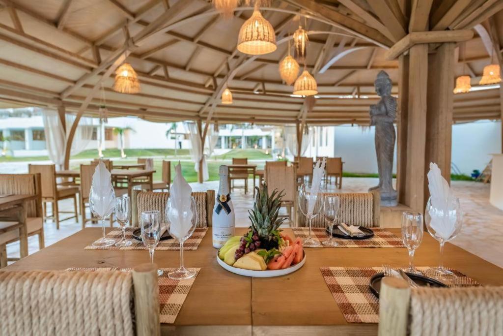 Posezení v ubytování Alia Beachfront Suites and Spa
