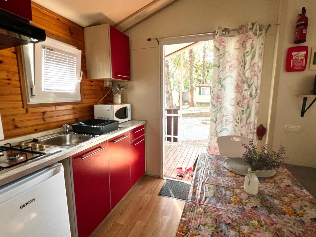 Buona Mobile Homes on Camping Mare e Pineta