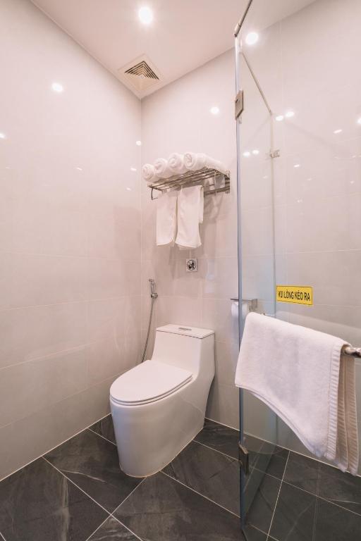 Koupelna v ubytování HOANG LINH PHAT HOTEL