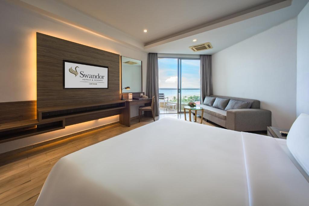 Phòng Deluxe Giường Đôi Với Ban Công và Tầm Nhìn Ra Biển