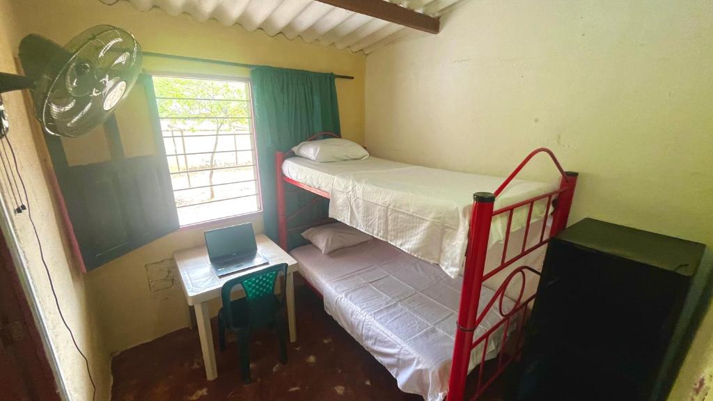 Postel nebo postele na pokoji v ubytování Habitación con baño privado