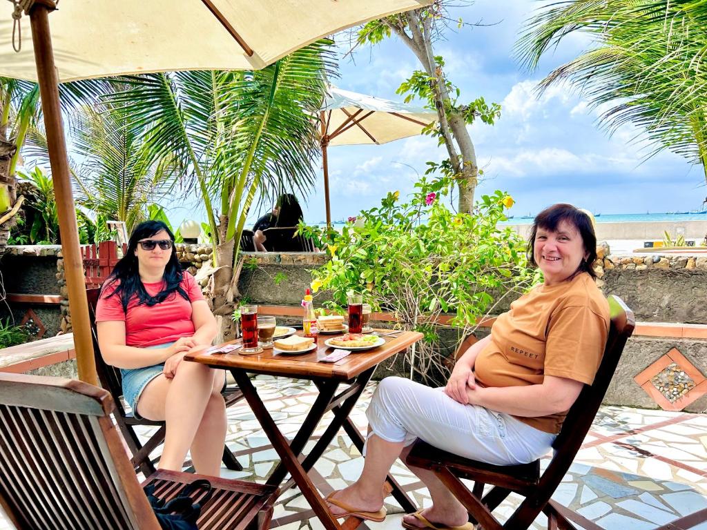 Phong cảnh thiên nhiên gần nhà khách