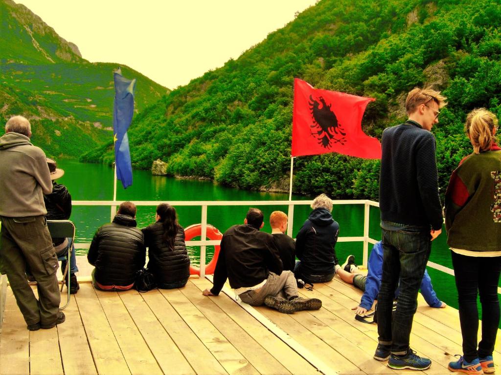 Hosté ubytování Rozafa Ferry & Accommodation
