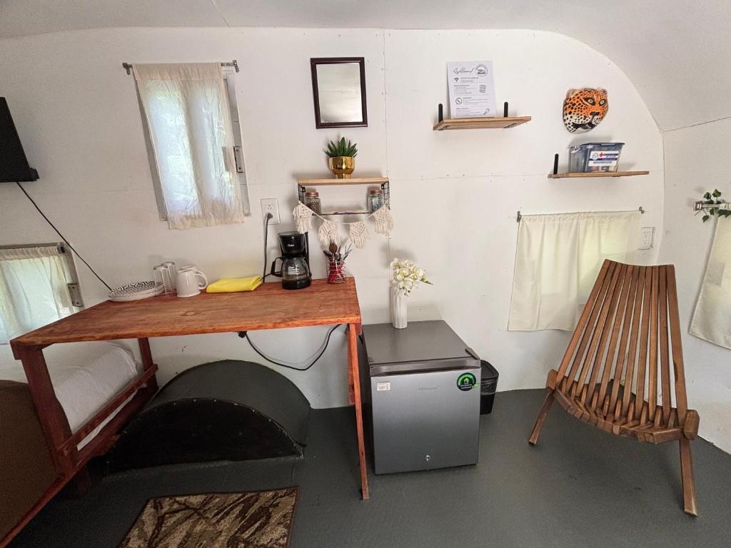 Kuchyň nebo kuchyňský kout v ubytování Momotoh Camper