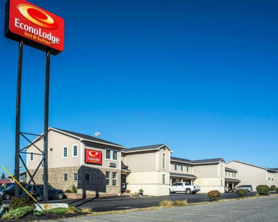 Certifikát, hodnocení, plakát nebo jiný dokument vystavený v ubytování Econo Lodge Inn & Suites North Syracuse Airport