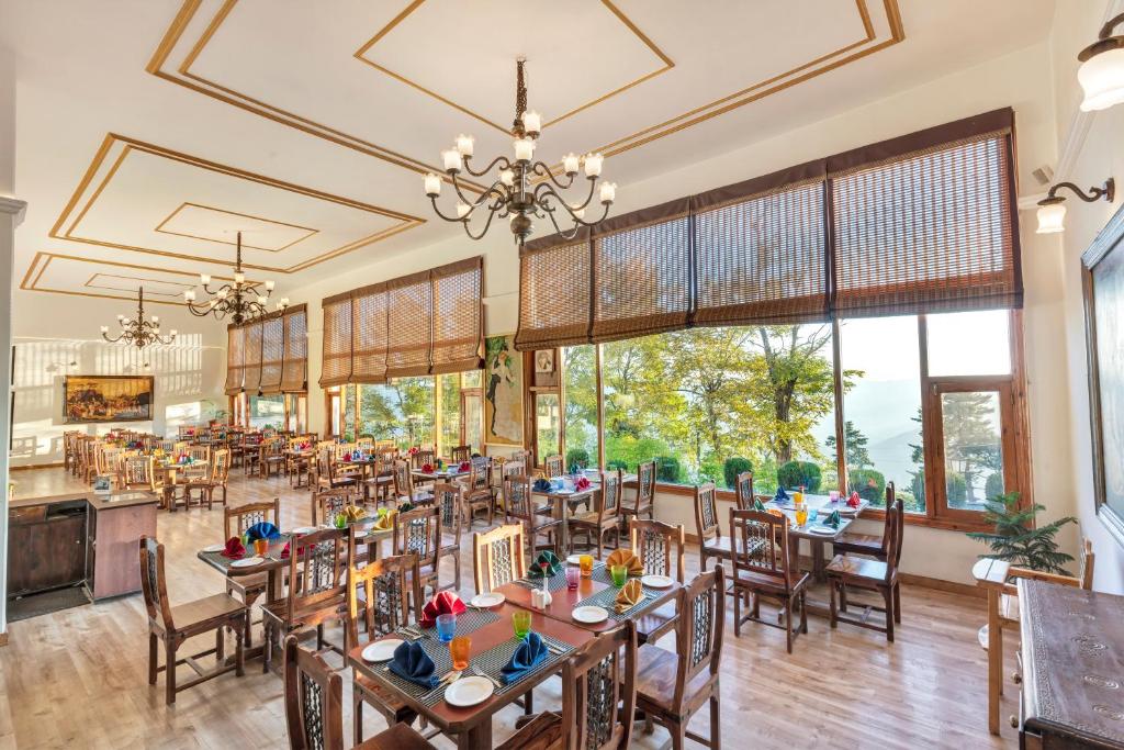 Restaurace v ubytování Club Mahindra Mashobra