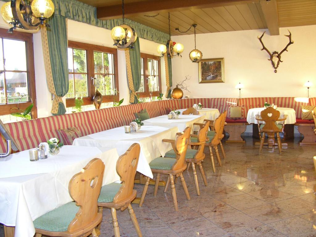 Restaurace v ubytování GarniHotel - Arberblick