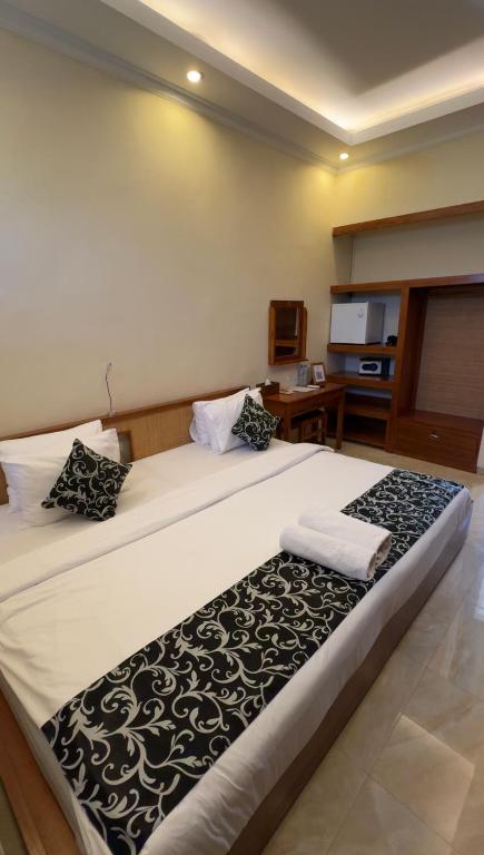 Ocho Bali Surf Camp - 5