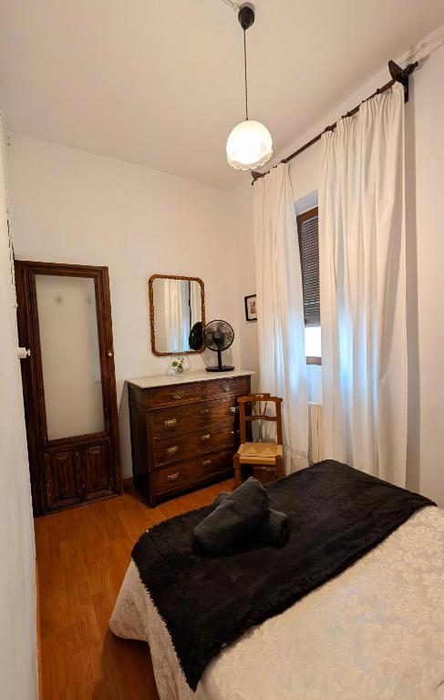 Postel nebo postele na pokoji v ubytování Dar Ar Nur Albaycin
