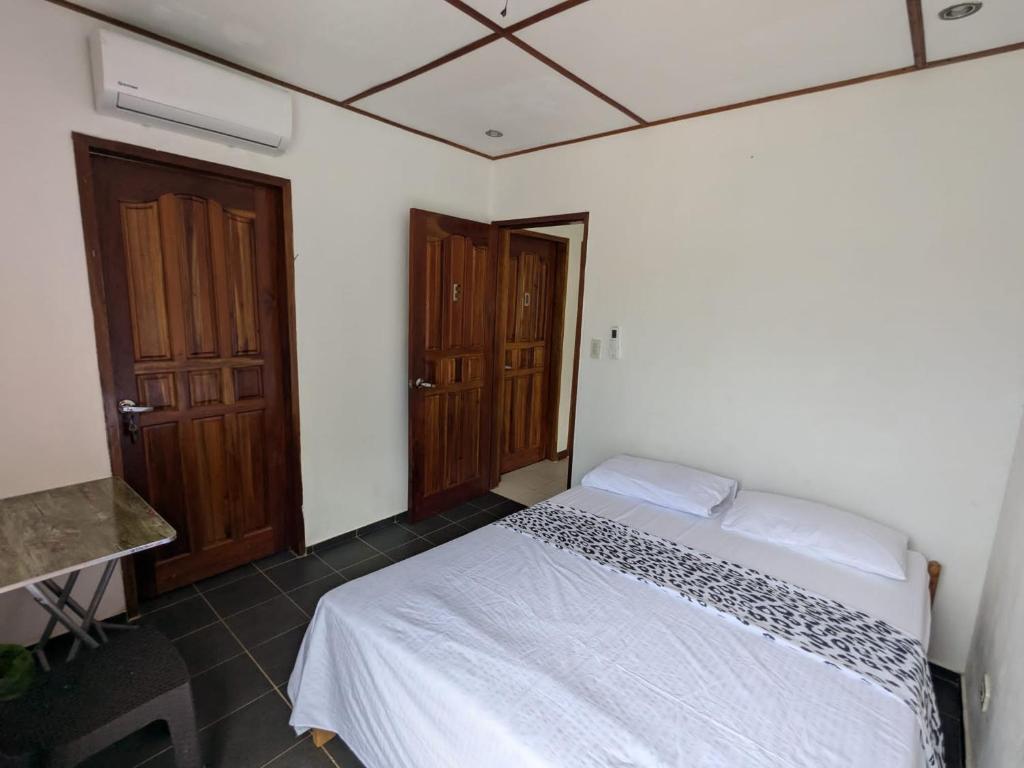 Letto o letti in una camera di PalomaVilla Resort