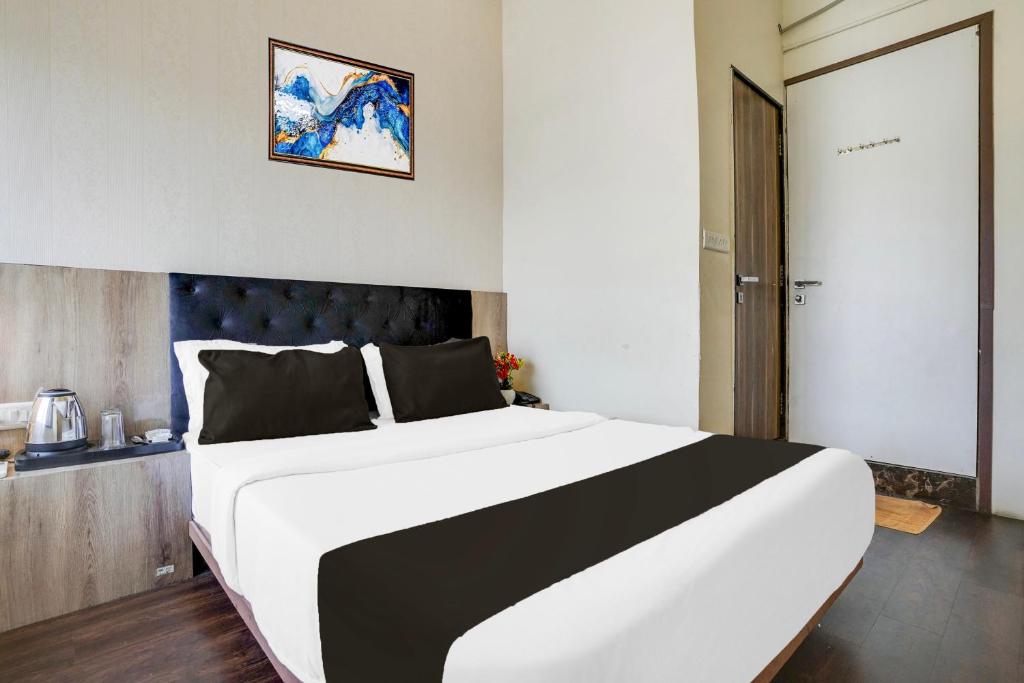 Galeriebild der Unterkunft Super Collection O Ville Parle formerly Freedom Star in Mumbai