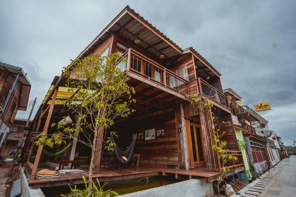 Budova, kde se hostel nachází