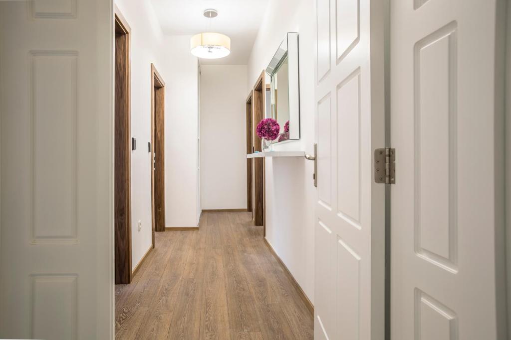 Luxury Accommodation Marino - 2