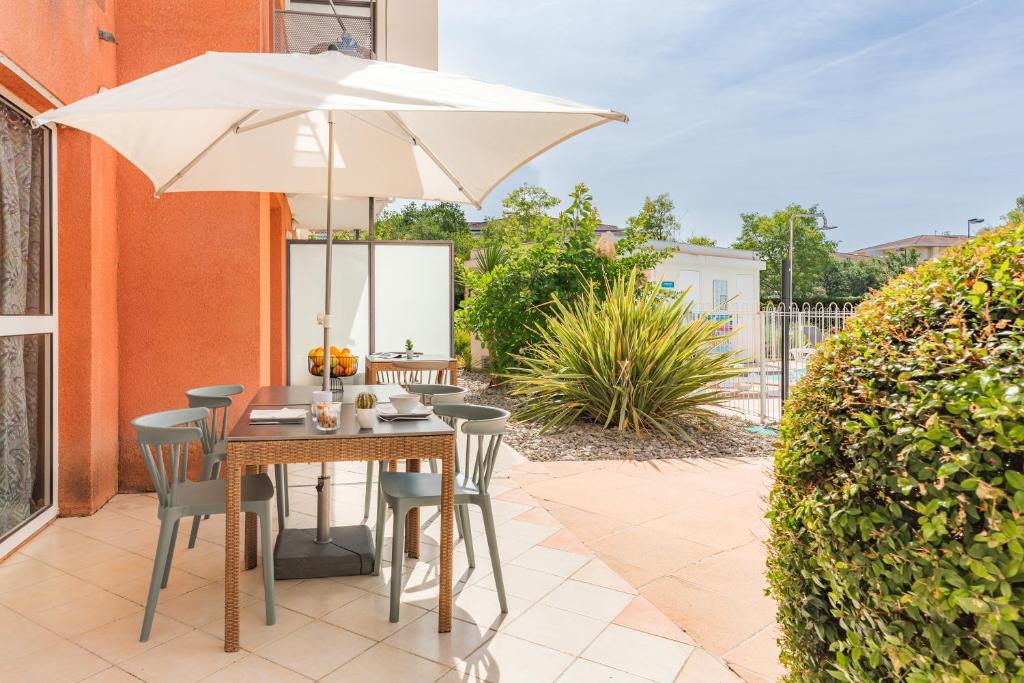 Appart'City Classic Aix-en-Provence - La Duranne - Resim 26