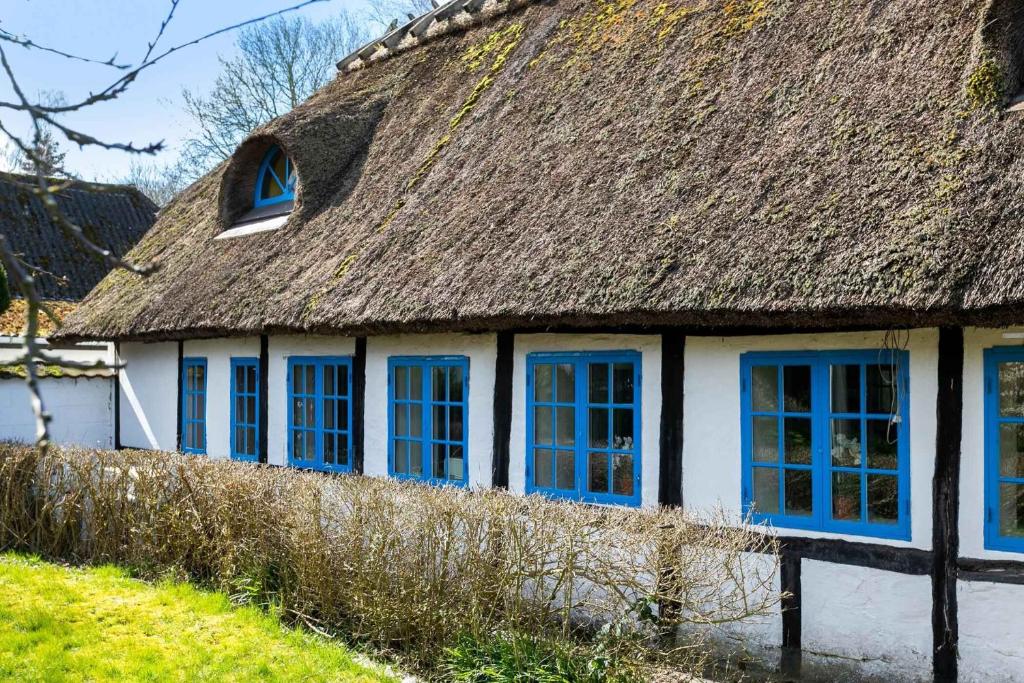 Budova, v ktorej sa vila nachádza