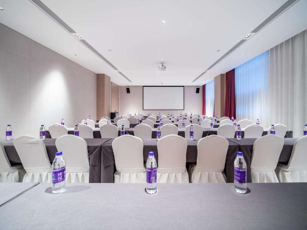Konferenční prostory v ubytování Elong Hotel City Hall Branch