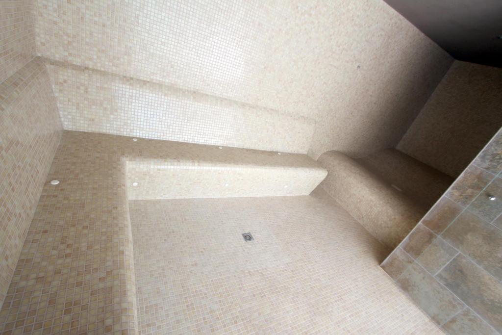A bathroom at Apartamentos Cambrils Playa Spa