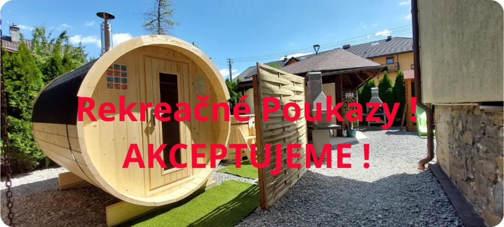 Budova, kde se aparthotel nachází