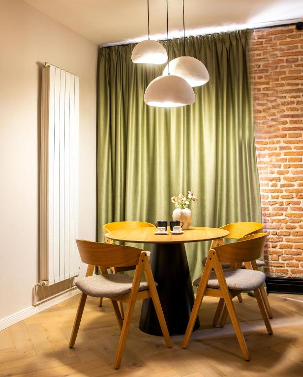 Hans Benkner Aparthotel - Premium Apartments in Old Town - Resim 15