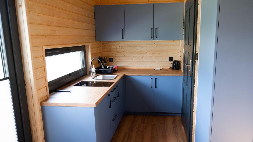 Kuchyňa alebo kuchynka v ubytovaní Camping Bartbo