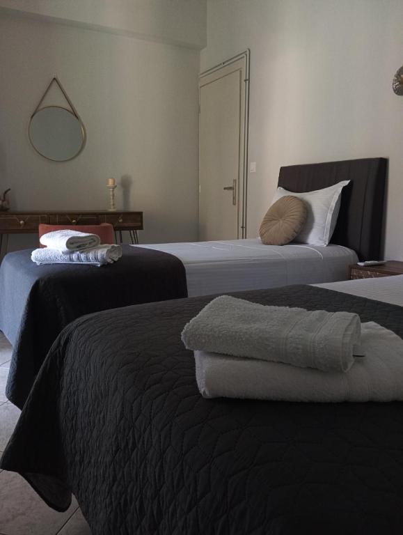 Paxos Rock Apartments - 14