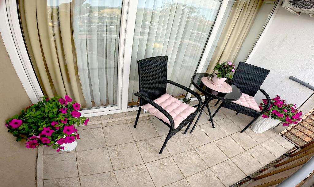 Balkón nebo terasa v ubytování Apartman Nini