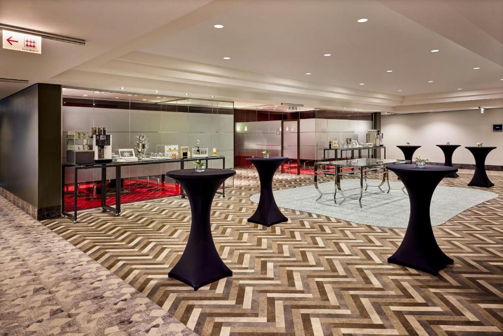 Sheraton Duesseldorf Airport Hotel - Resim 37