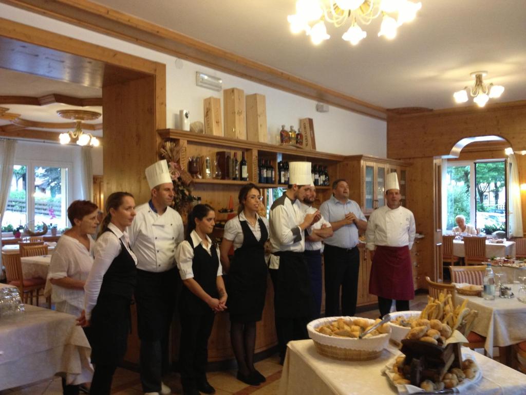 Hosté ubytování Albergo Mezzolago