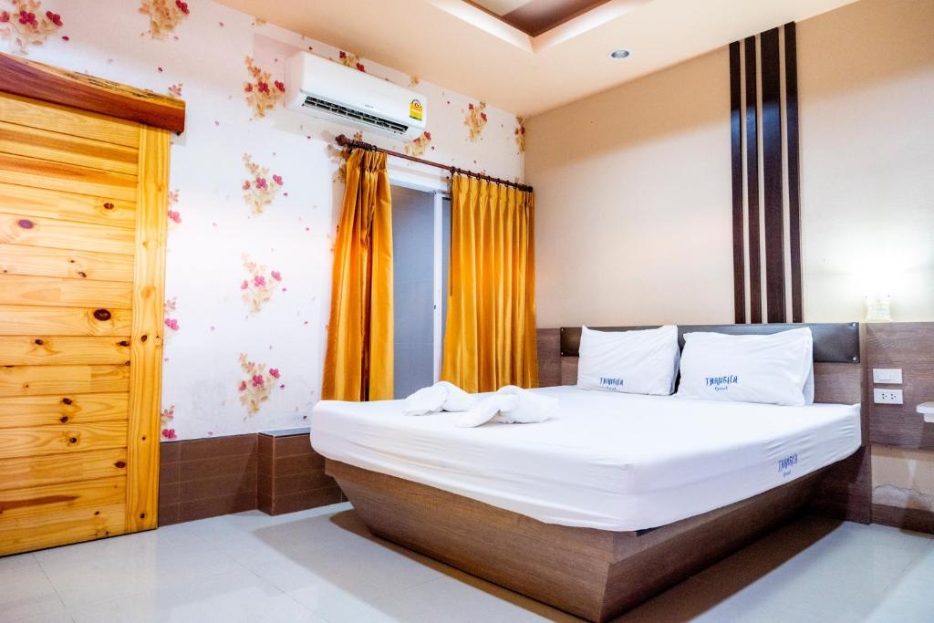 Thansila Resort&Garden Buriram - Chambre Double De Luxe