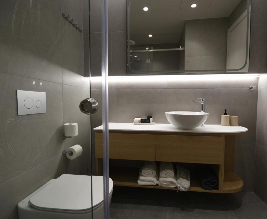 Koupelna v ubytování Oceanis Hotel Tyros