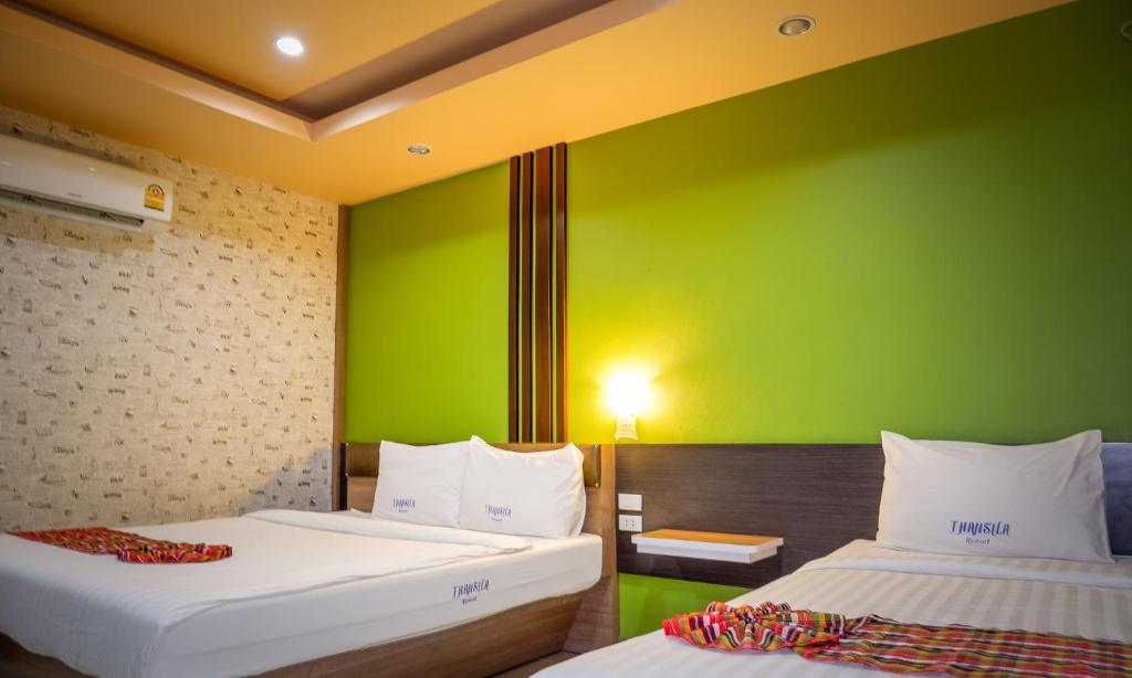 Thansila Resort&Garden Buriram - Chambre Lits Jumeaux De Luxe