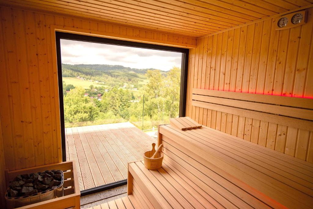 Příroda nedaleko luxury tent