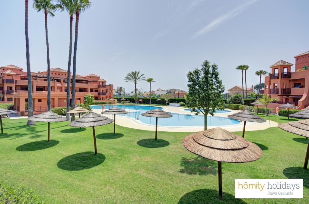 Πισίνα στο ή κοντά στο Homity Holidays - Playa Granada - Albatros
