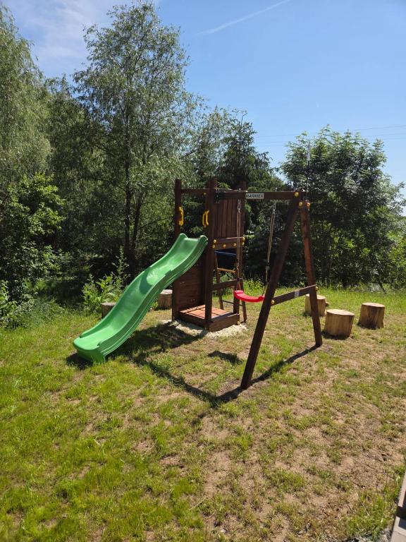 Herní místnost nebo prostor pro děti v ubytování Chalupa U Maňouse
