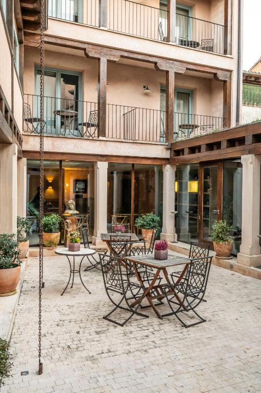 Balkón nebo terasa v ubytování Hotel Ayllon