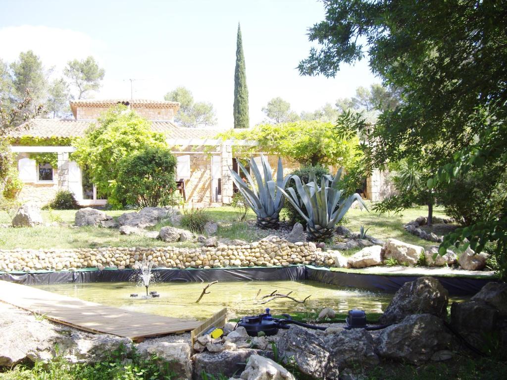 Zahrada ubytování Bastide de l'Ovalie