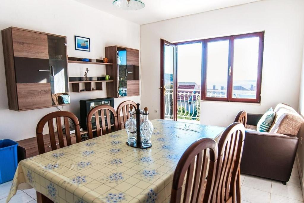 Kuchyňa alebo kuchynka v ubytovaní Apartment AnteV