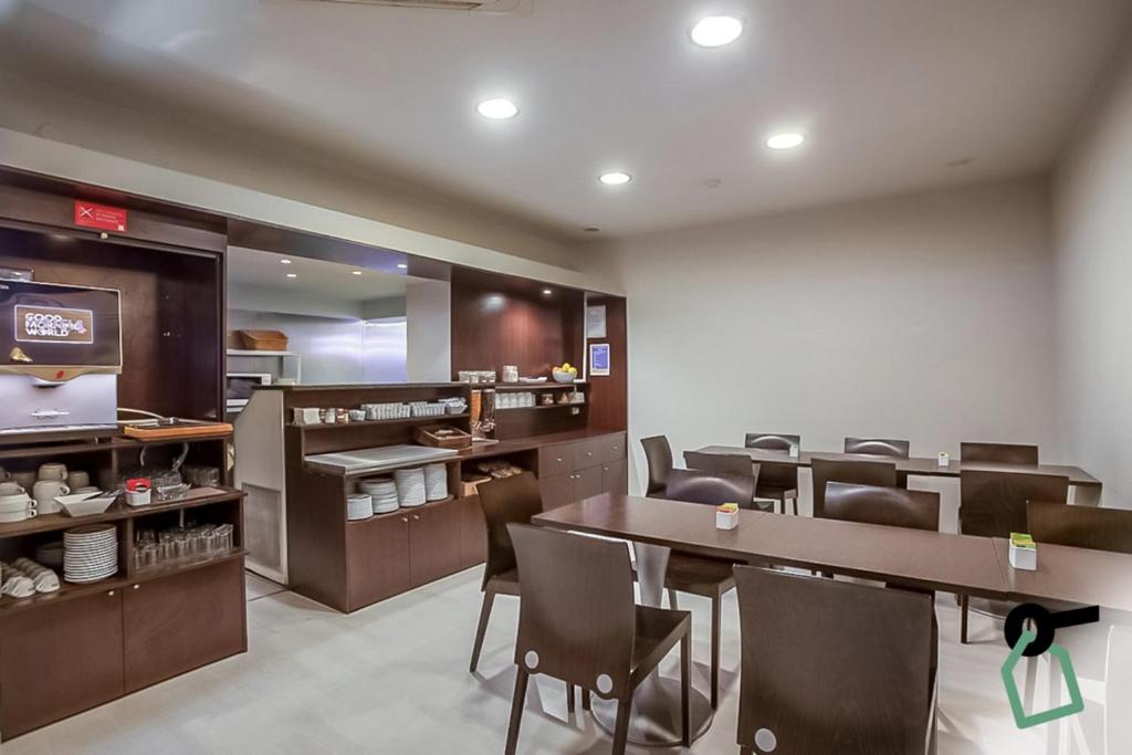 HOTIDAY Room Collection - Oporto - Resim 17