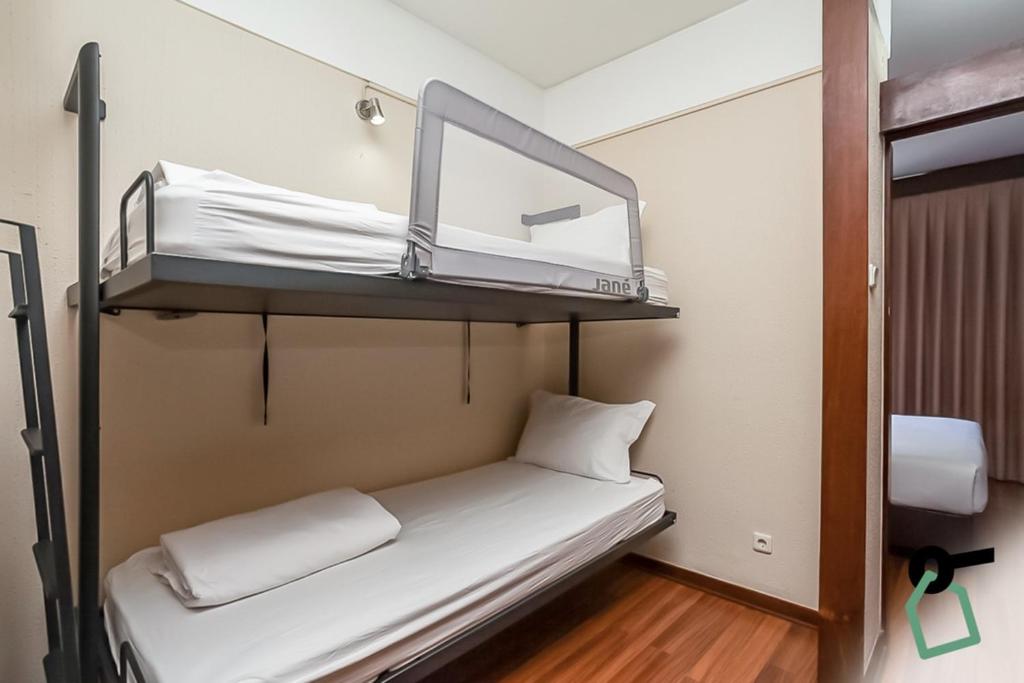 HOTIDAY Room Collection - Oporto - Resim 27