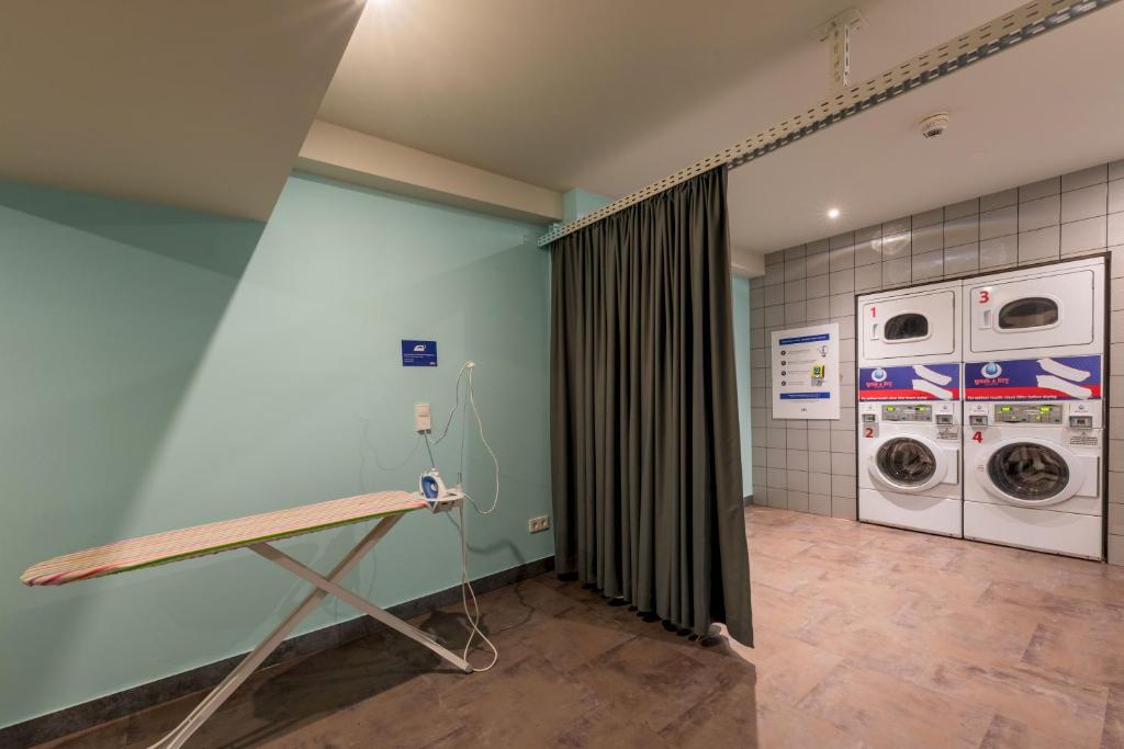 a&o Hamburg City - Resim 42