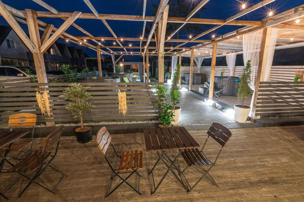 Patio nebo venkovní prostory v ubytování Old Tree Villa & Restaurant