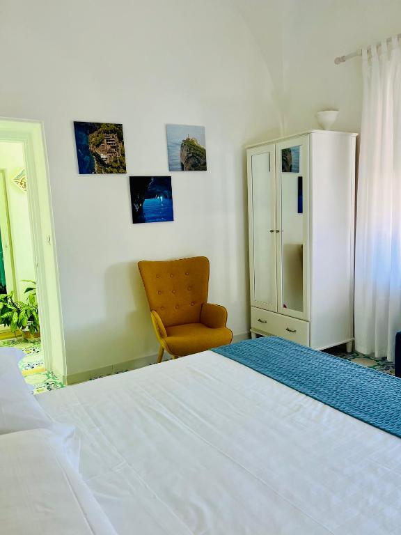 Lova arba lovos apgyvendinimo įstaigoje B&B L'Agapanto