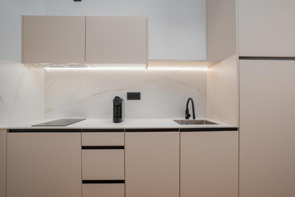 Smartr Sevilla Puente de Triana - 6