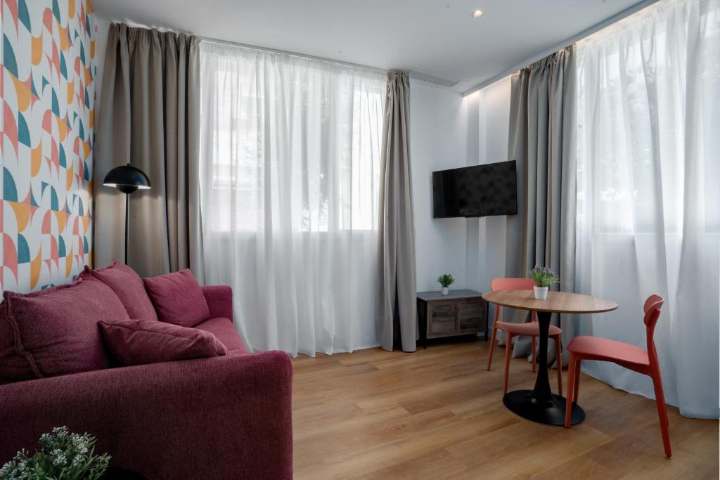 Smartr Sevilla Puente de Triana - 13