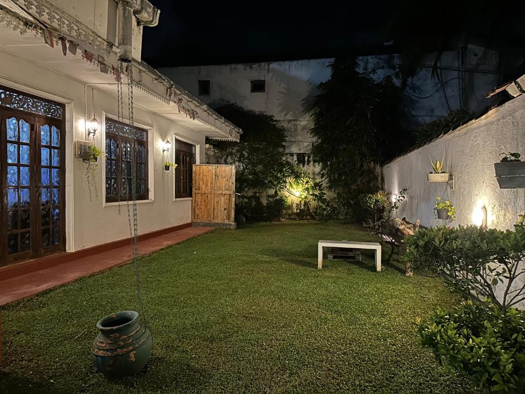 Zahrada ubytování Sky Hostel Negombo