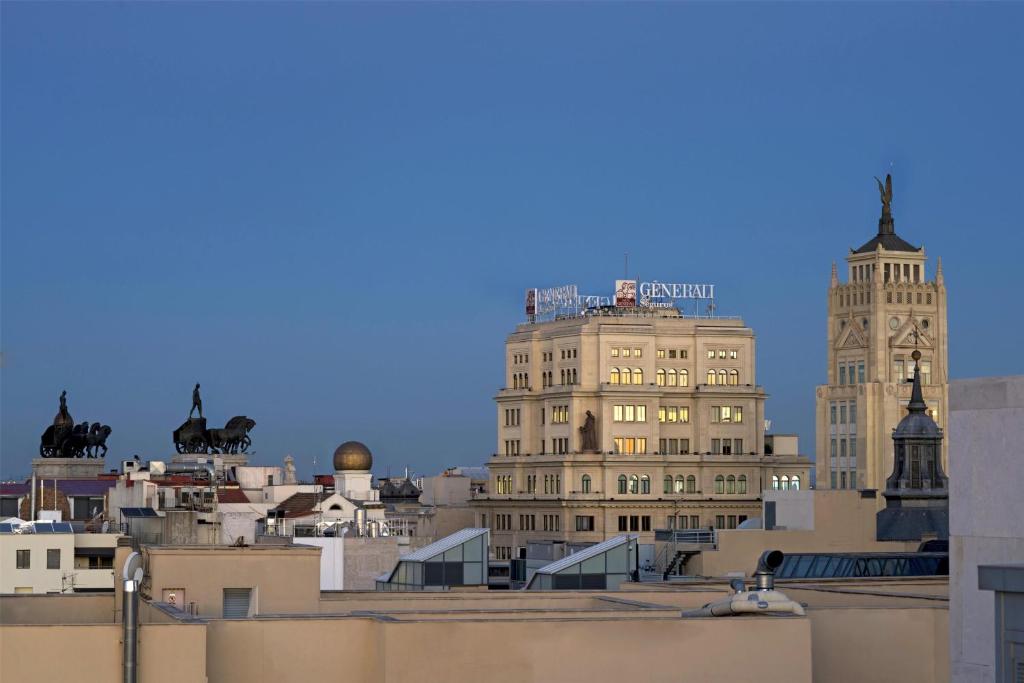 NH Collection Madrid Suecia - Resim 45